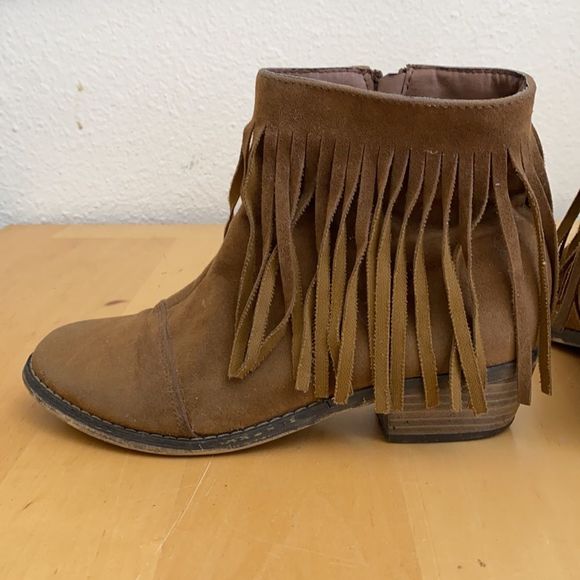 Suede Fringe Brown Booties - Picture 7 of 7